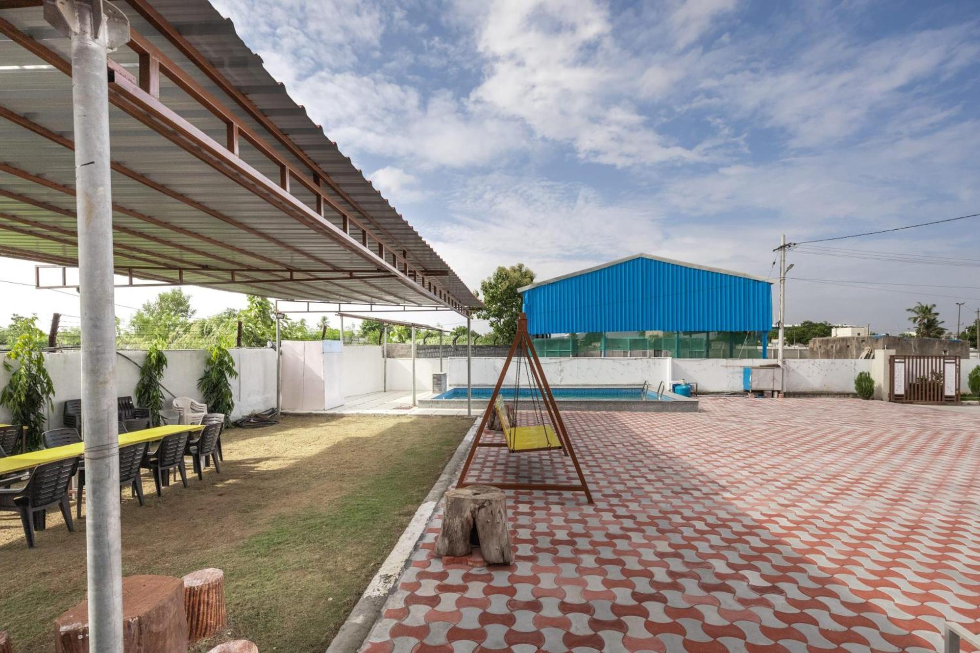 Aqua Lagoon Villa By Secret Turtle Pvt Pool Private Lawn Secunderabad Exterior photo